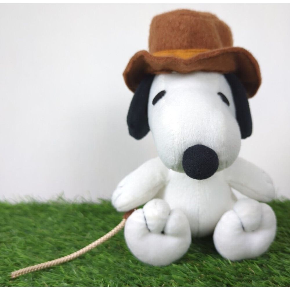 Peanuts Snoopy Indiana Jones Metlife Advertising‎ Plush Stuffed Toy 7 Inch